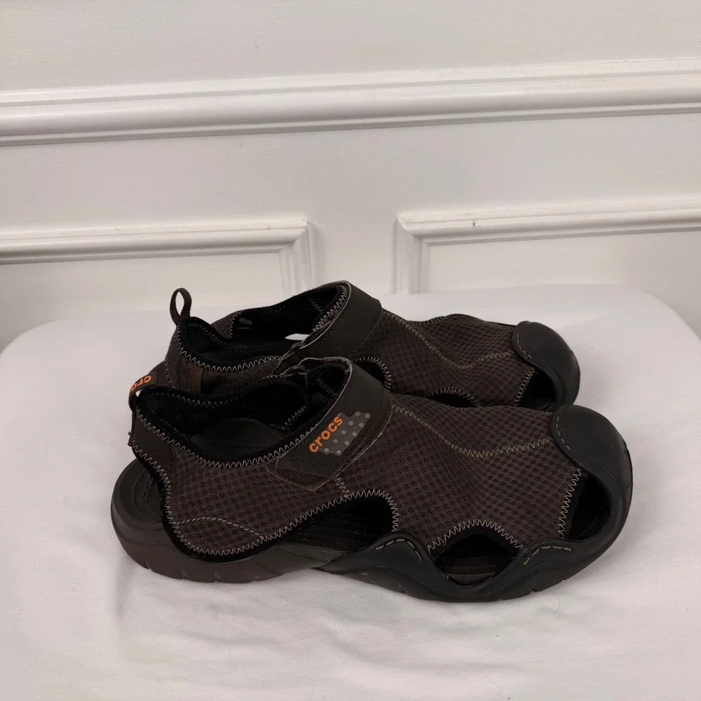 Crocs Swiftwater Mesh Sandals Mens 13 Brown Black Water Shoes Hiking 15041